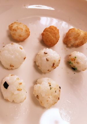 離乳食♡簡単！手づかみ一口おにぎり-レシピのメイン写真