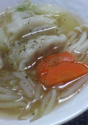 簡単♦♫⁺♦餃子入りスープ-レシピのメイン写真