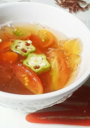 ミニトマトのゼリーコンソメスープ-レシピのメイン写真