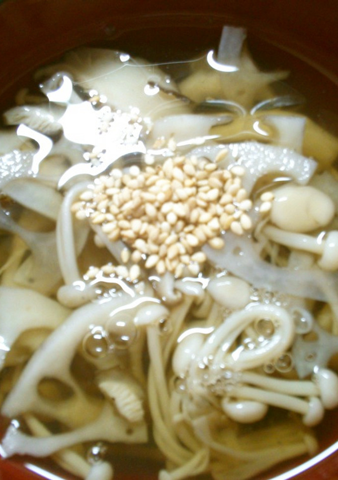 簡単！　蓮根　えのき　椎茸の　お吸い物　-レシピのメイン写真