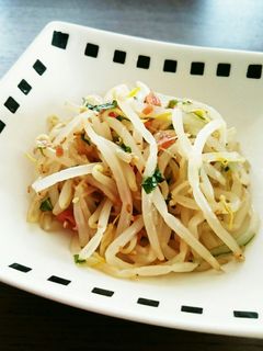 もやしの梅大葉和え-レシピのメイン写真