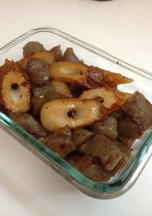 無精のつまみ、コンニャクと竹輪で-レシピのメイン写真