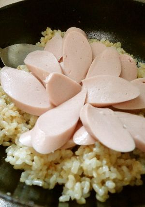 最速の魚肉ソーセージのロティ丼-レシピのメイン写真