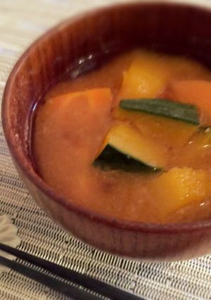 ほっこり♡かぼちゃと人参のお味噌汁-レシピのメイン写真