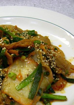パパっと美味しい♪豚キムチ炒め-レシピのメイン写真