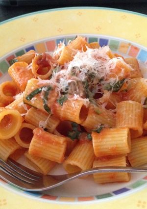 トマトとバジルのパスタ-レシピのメイン写真