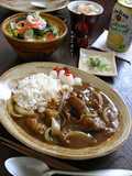 《和》牛すじカレーを食べませんか？