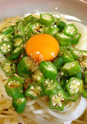 簡単夏のランチに★オクラと玉ねぎのパスタ-レシピのメイン写真