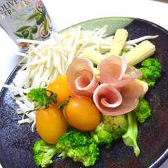 รูปของ 生ハムと温野菜