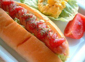 ☆パン屋さんのキャベカレーホットドッグ☆-レシピのメイン写真