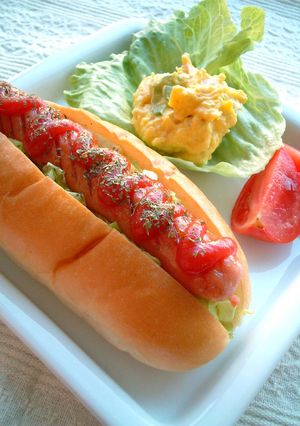☆パン屋さんのキャベカレーホットドッグ☆-レシピのメイン写真