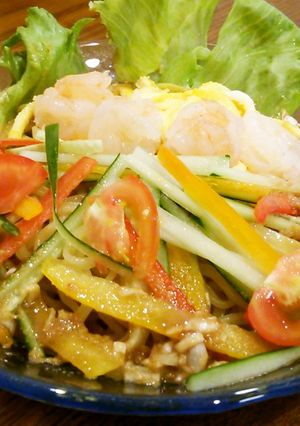 つけ麺の麺でサラダごま冷やし-レシピのメイン写真