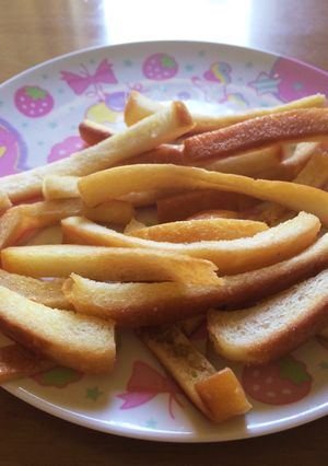 パンの耳のバターシュガースティック-レシピのメイン写真