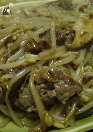 牛肉とモヤシの炒め物-レシピのメイン写真