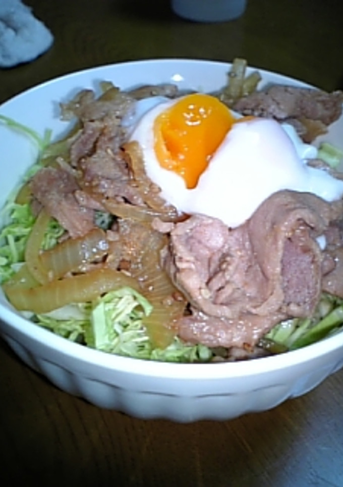つゆだく♪生姜焼き丼～温玉のせ～-レシピのメイン写真