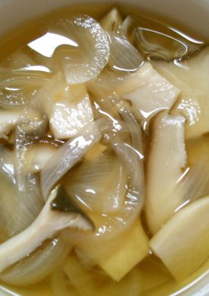簡単さっぱり 玉ねぎとエリンギの白だし煮-レシピのメイン写真