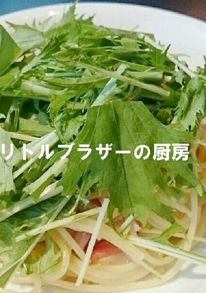 フライパン使わず簡単水菜蟹かまスパゲティ-レシピのメイン写真