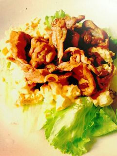 卵サラダと豚肉オイスターソース炒め丼-レシピのメイン写真