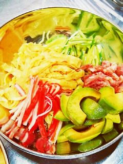 栄養素満点アボカド入冷やし中華ダイエット-レシピのメイン写真