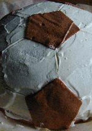 サッカーボールケーキ-レシピのメイン写真