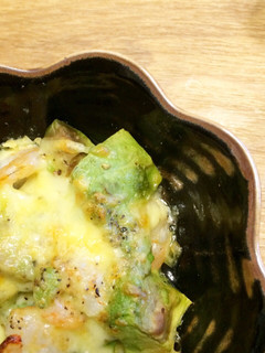 みんな大好き♡♡えびアボカドのチーズ焼き-レシピのメイン写真