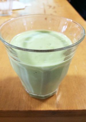 アボカド スムージー-レシピのメイン写真