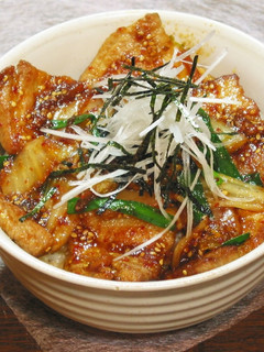 宮崎ブランドポークの豚キムチ丼-レシピのメイン写真