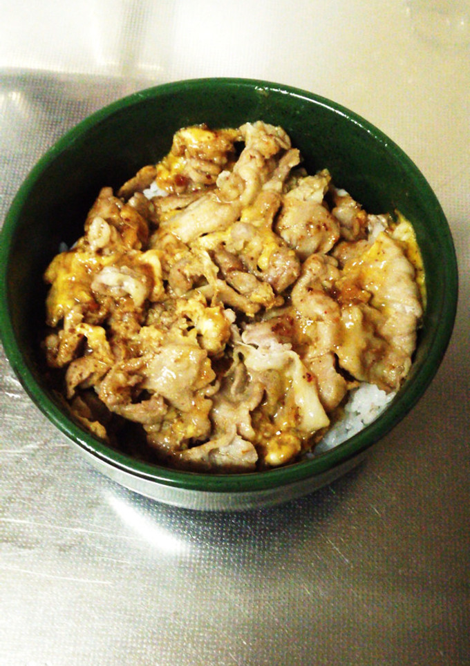 簡単！豚肉の卵とじ丼！-レシピのメイン写真