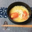 簡単!和食。もやしとトマトのお味噌汁。