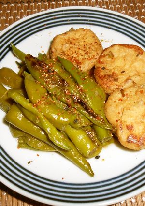 万願寺とうがらしとがんもの煮物-レシピのメイン写真