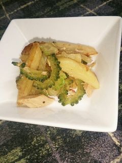 ゴーヤ入りジャーマンポテト-レシピのメイン写真