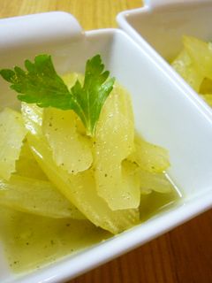えっ、セロリの煮物?!-レシピのメイン写真