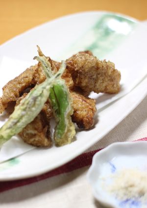 エゴマパウダーと塩麹で鶏肉の天ぷら-レシピのメイン写真