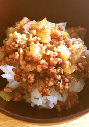 食欲増進★ミョウガとひき肉の爽やか炒め-レシピのメイン写真
