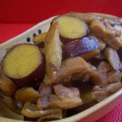 รูปของ 鶏肉とさつまいもの甘辛煮