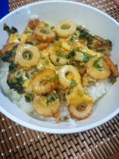 ちくわ小松菜の卵とじ丼-レシピのメイン写真