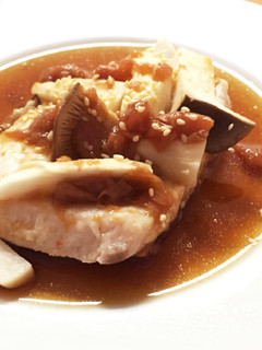 かじきのレンジ蒸し 梅肉のソース☆*+-レシピのメイン写真