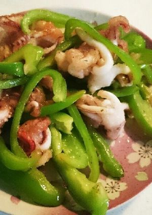 ゲソとピーマンのコッテリでもあっさり焼き-レシピのメイン写真