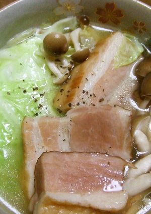 春キャベツの厚切りベーコンスープ-レシピのメイン写真