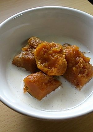 かぼちゃとココナッツミルクの温かいお汁粉-レシピのメイン写真