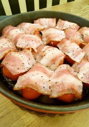 簡単♪ジューシーなトマトベーコン焼き-レシピのメイン写真