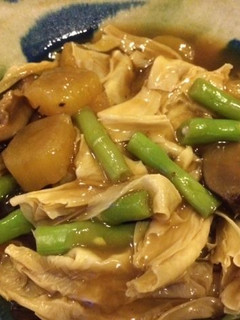 さつまいもと湯葉の煮物-レシピのメイン写真