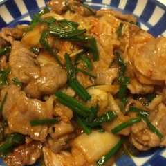 รูปของ 夏に最高☆簡単☆豚肉とキムチの炒め物