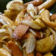 新じゃがのナツメグ炒め