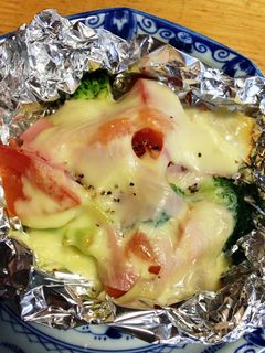 簡単☆トマトとブロッコリーのホイル焼き-レシピのメイン写真