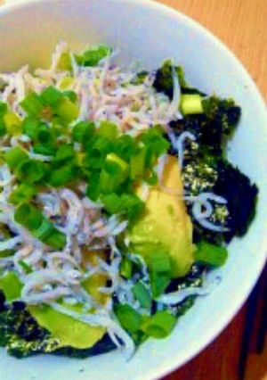 しらすアボカド丼♪-レシピのメイン写真