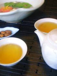 香りを味わうアーモンド茶-レシピのメイン写真