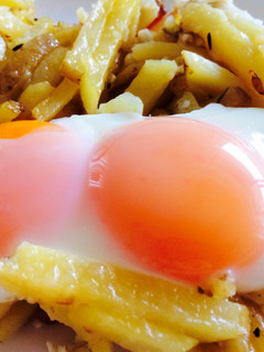 幸せな朝食*ハッシュドポテトの目玉焼き♬-レシピのメイン写真