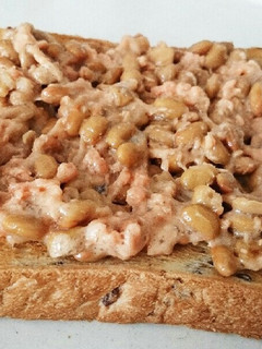 納豆と鮭フレークで健康トースト♡-レシピのメイン写真