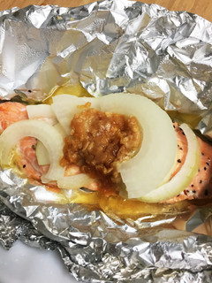 簡単!鮭の味噌バターホイル焼き-レシピのメイン写真